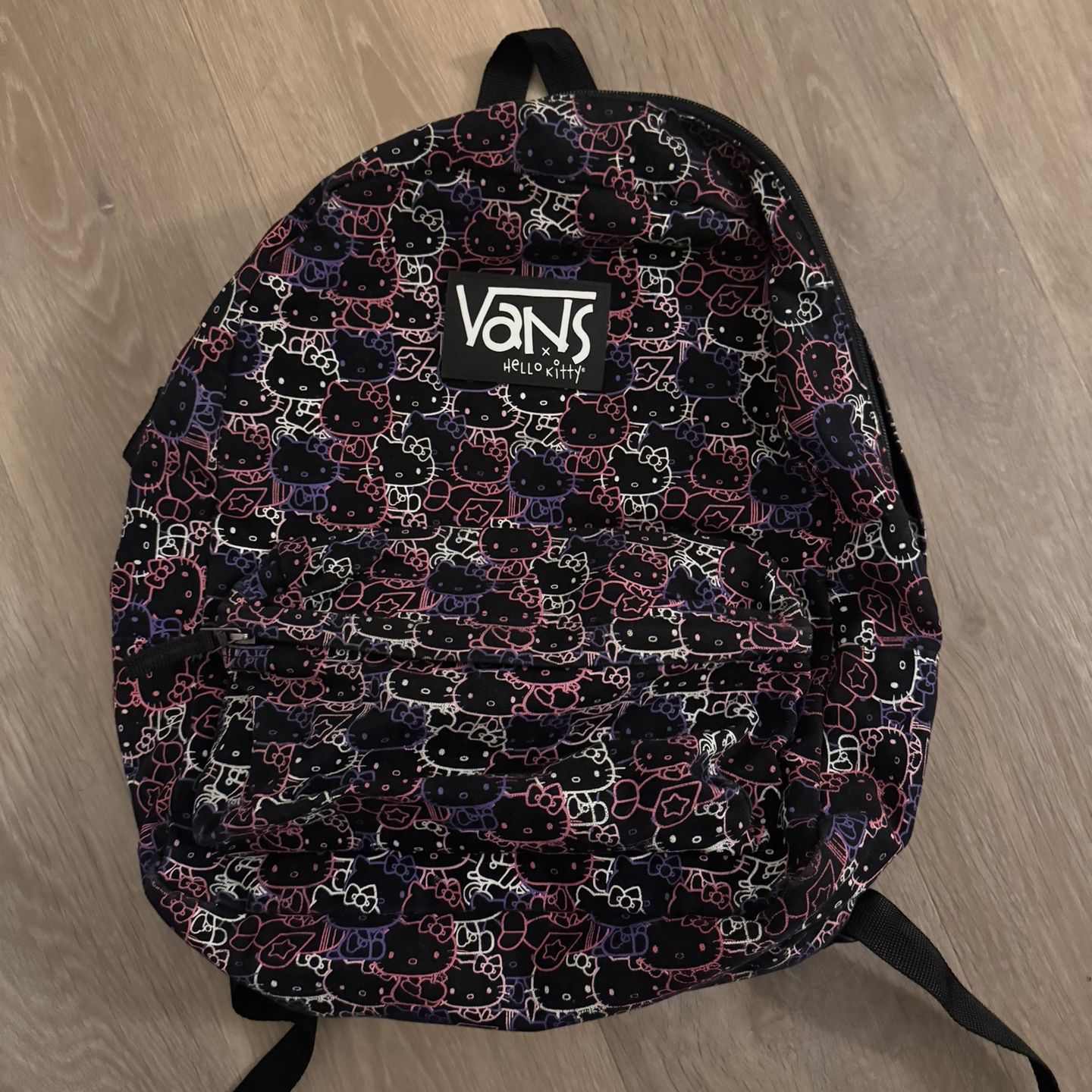 Vans Sac A Dos Hello Kitty VANS HELLO KITTY BACKPACK For Sale In Lakewood,  CA OfferUp