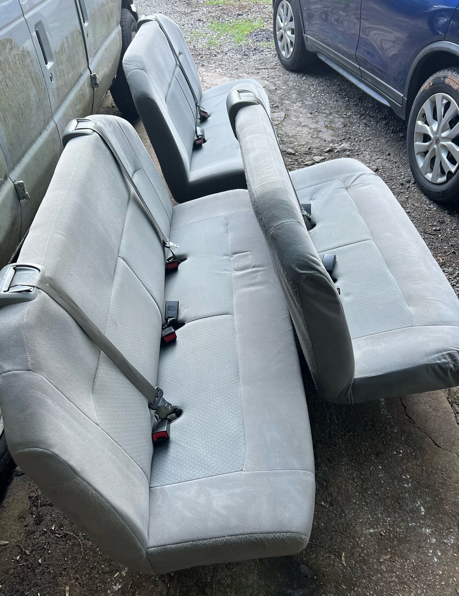 Seats 3 pc