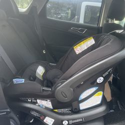 Graco Car Seat W/ Base & Mirror