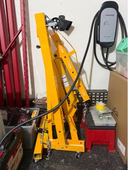 Foldable 2 tone Engine Crane/Lift