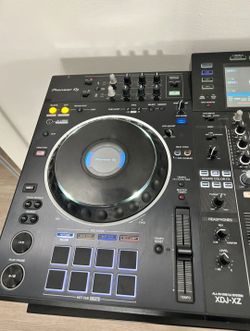 Pioneer DJ XDJ-XZ Digital DJ System