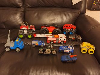 12 pcs vehicles toy set