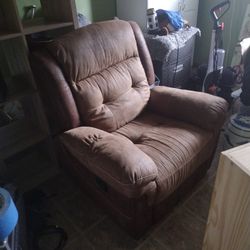 Rocker Recliner 