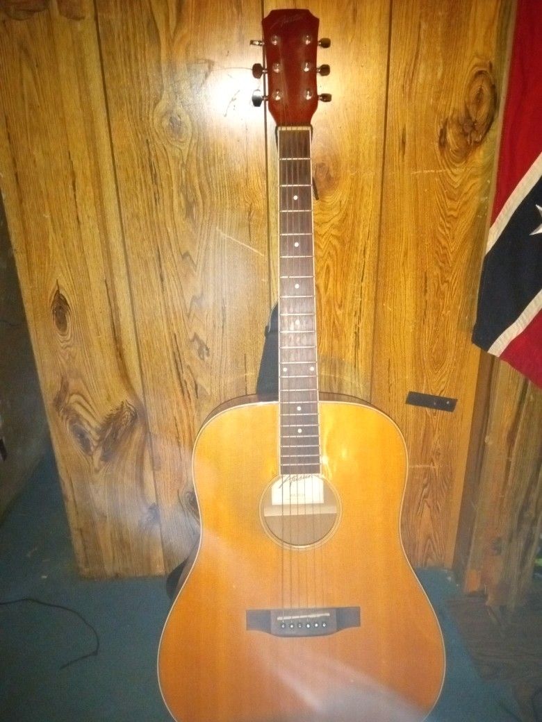 Austin Acoustic Guitar