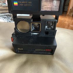 Polaroid 660  Land Camera Autofocus with strap~Instant Photos-Vintage untested-As Is