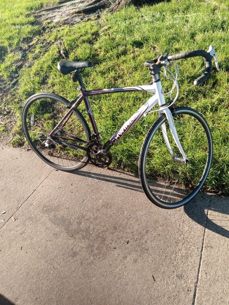 Schwinn Varsity 1300