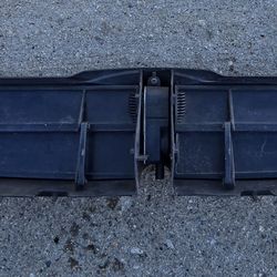 TESLA MODEL X ACTIVE LOUVER UPPER 2016 2017 2018 2019 