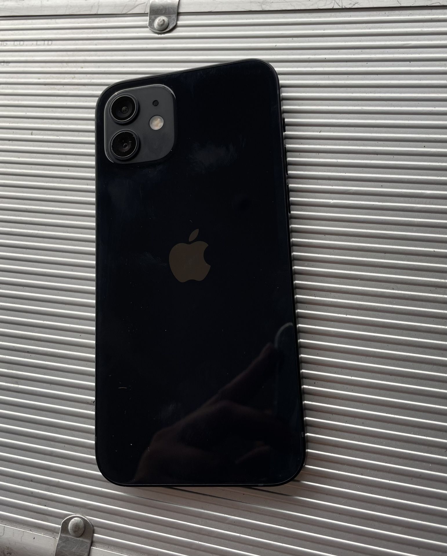 New iPhone 12 64gb T-Mobile