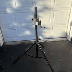Onstage Crank Up Speaker Stand 