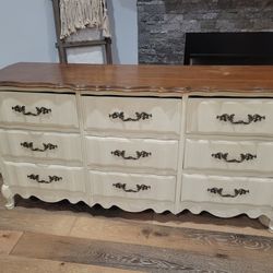 French Provincial Dresser. Solid Wood