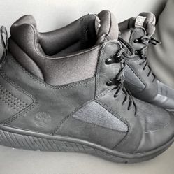 Timberlands Black Lightweight Boots 