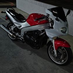2002 Triumph 955i