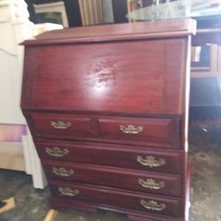 Beautiful Vintage Dresser 35 Wide 43 Height 18 Deep
