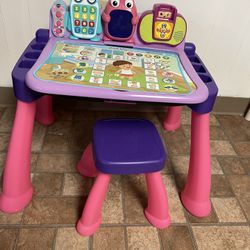 Touch and Learn Activity Desk Deluxe by VTech 