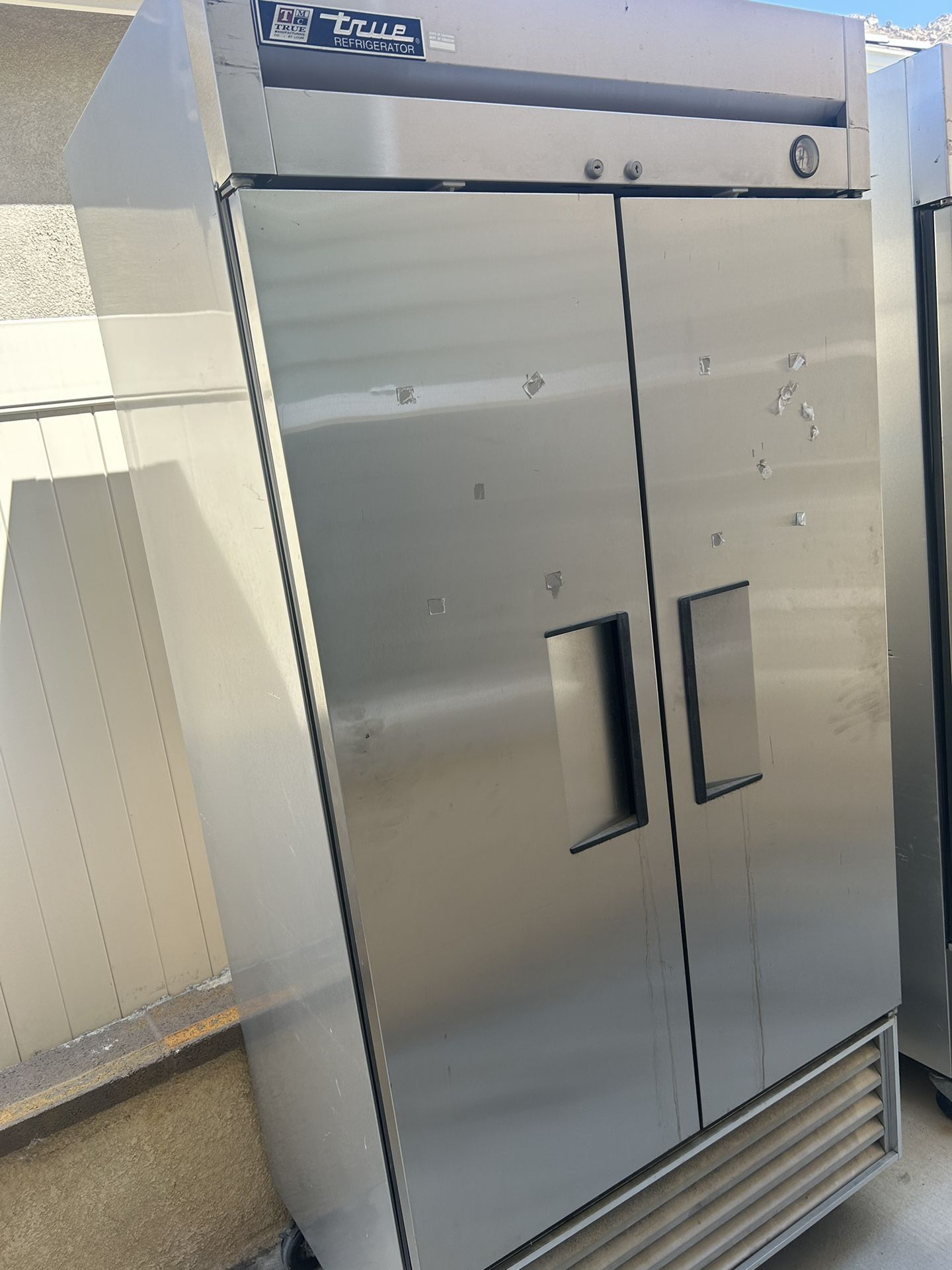 True T 35 Reach In Refrigerator Reach In Cooler