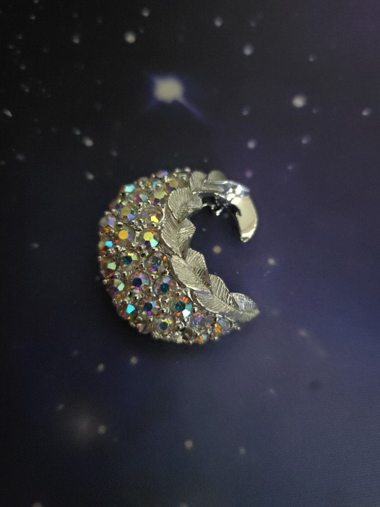Vintage Rhinestone Brooch
