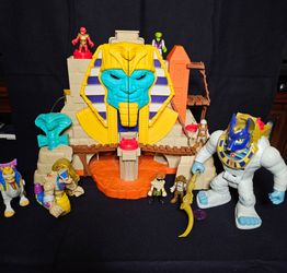 Serpent Strike Pyramid - Egyptian Lot