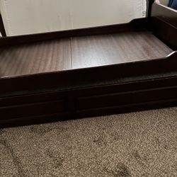 Full Size Bed