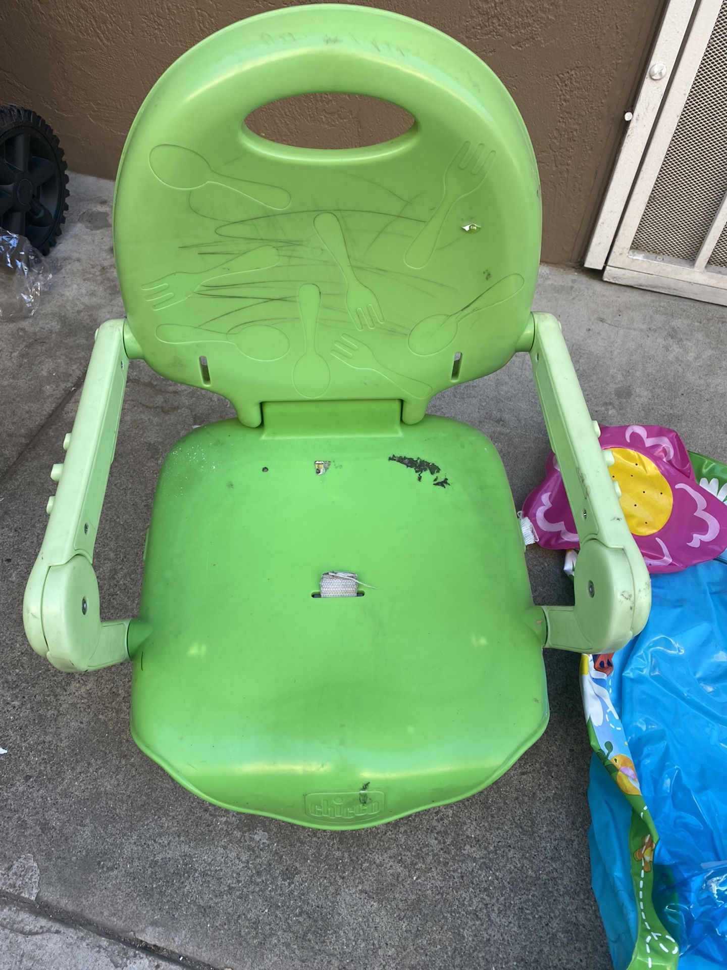 Kids/baby Chair And Water Play Mat With Sprinkler 