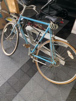 Fuji 10 speed bike