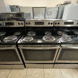 Stainless Steel And Black Side Ge Electric Range 
