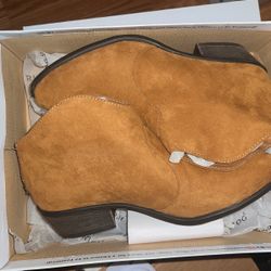 Women’s Boots