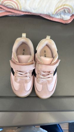 Toddler Carter’s shoes