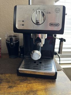 Dehlonghi Espresso Maker 