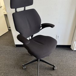 Humanscale Chair 