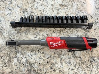 Milwaukee 3050-20 M12 FUEL INSIDER Extended Reach Box Ratchet w/Socket Set