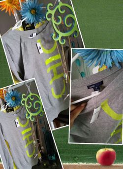 New w tags! Gap CHIC sweater