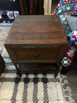 Nightstand / Side table / end table