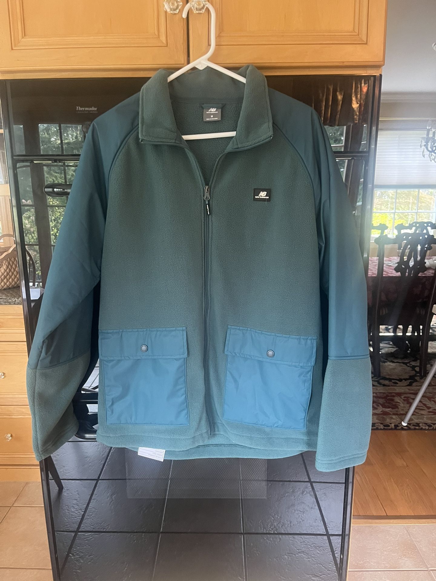 Men’s New Balance Jacket New With Tag 