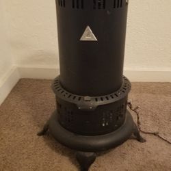  Vintage Kerosene Heater 