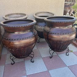 New Flower Pots Made Out Of Clay 