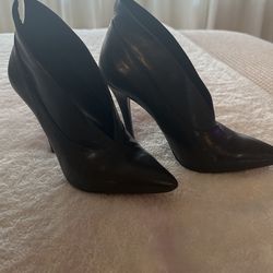 NEW Nine West Castillima Black Leather Stiletto Bootie Heels Size 7