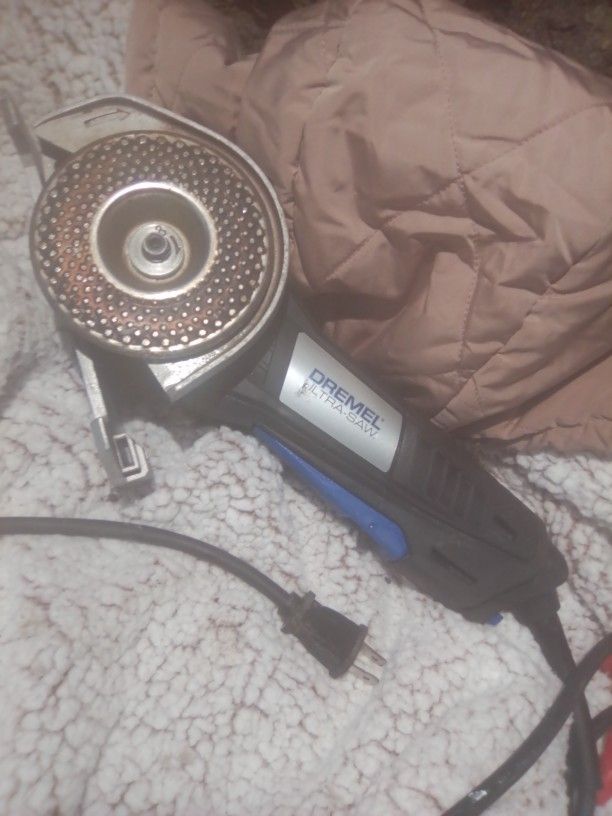 Dremel 7.5 amps 4 in. Corded Brushless Multi-Saw Kit