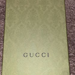 Used Gucci Women Sneakers 