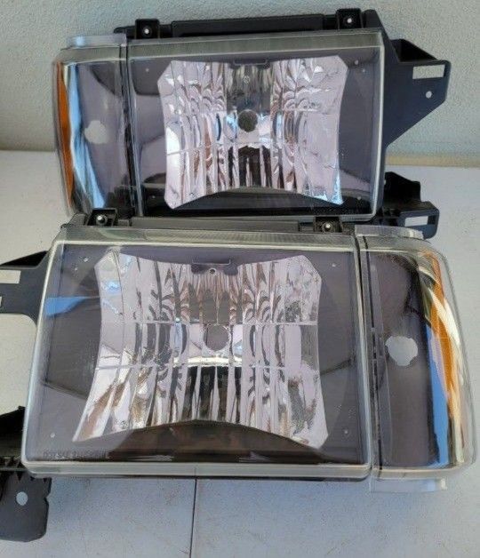 87-91 Ford F150 F250 F350 87-91 Bronco Headlights Luces Micas Calaveras Faros Faroles Focos