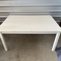 Wooden Kids Height Classroom Style Table