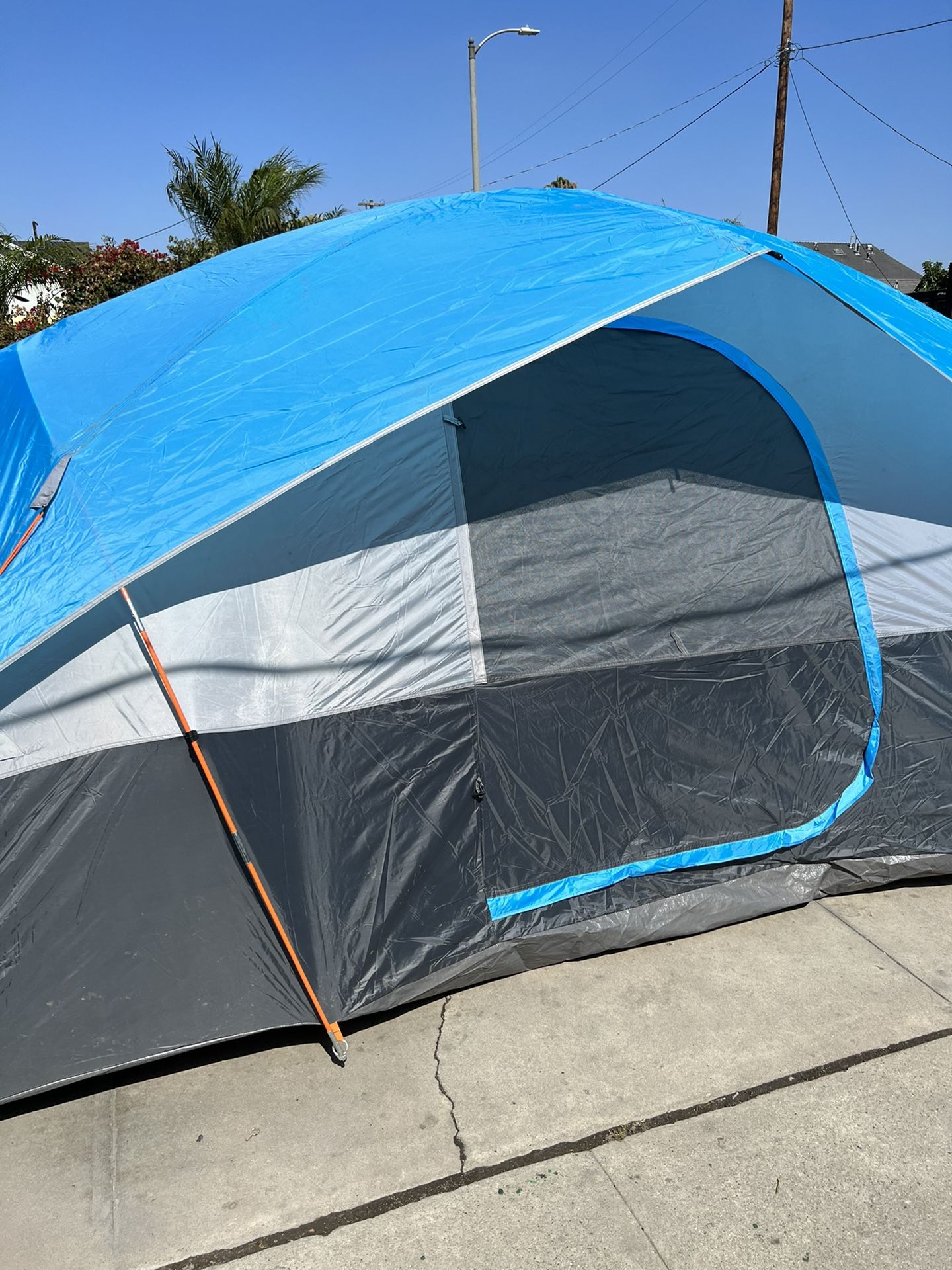 QUEST DOME TENT 8 PERSONS