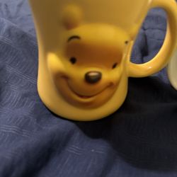 Disney Store Exclusive 3D Mug Winnie the Pooh Yellow