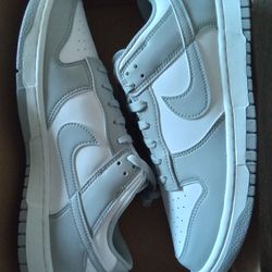 Nike Dunk light smoke gray size 10 mens