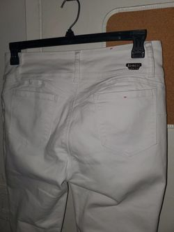 Butt lifting white jeans size 15