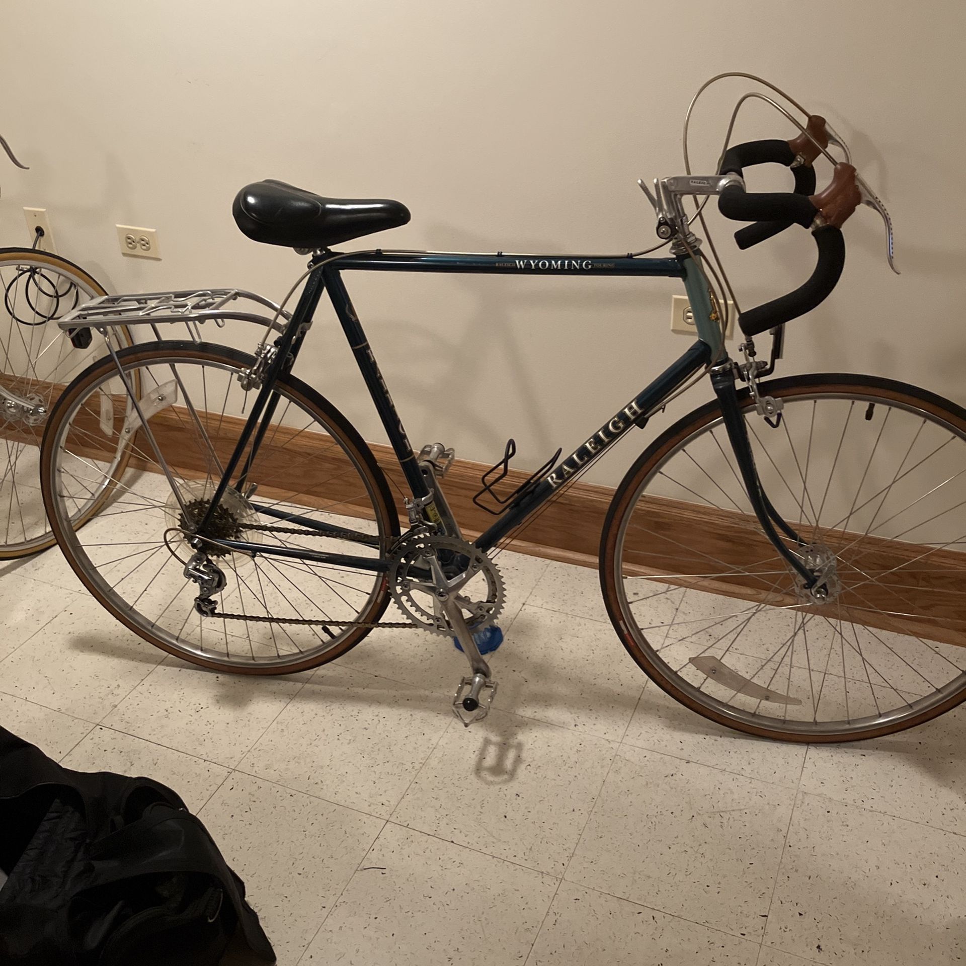 Vintage Raleigh Wyoming Bicycle