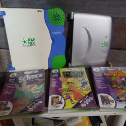 Leapfrog Quantum & SchoolHouse Learning Readers + 3 Cartridges 