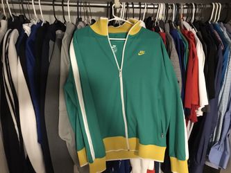 Nike Track Jacket Full Zip Mens size Large Gently worn
