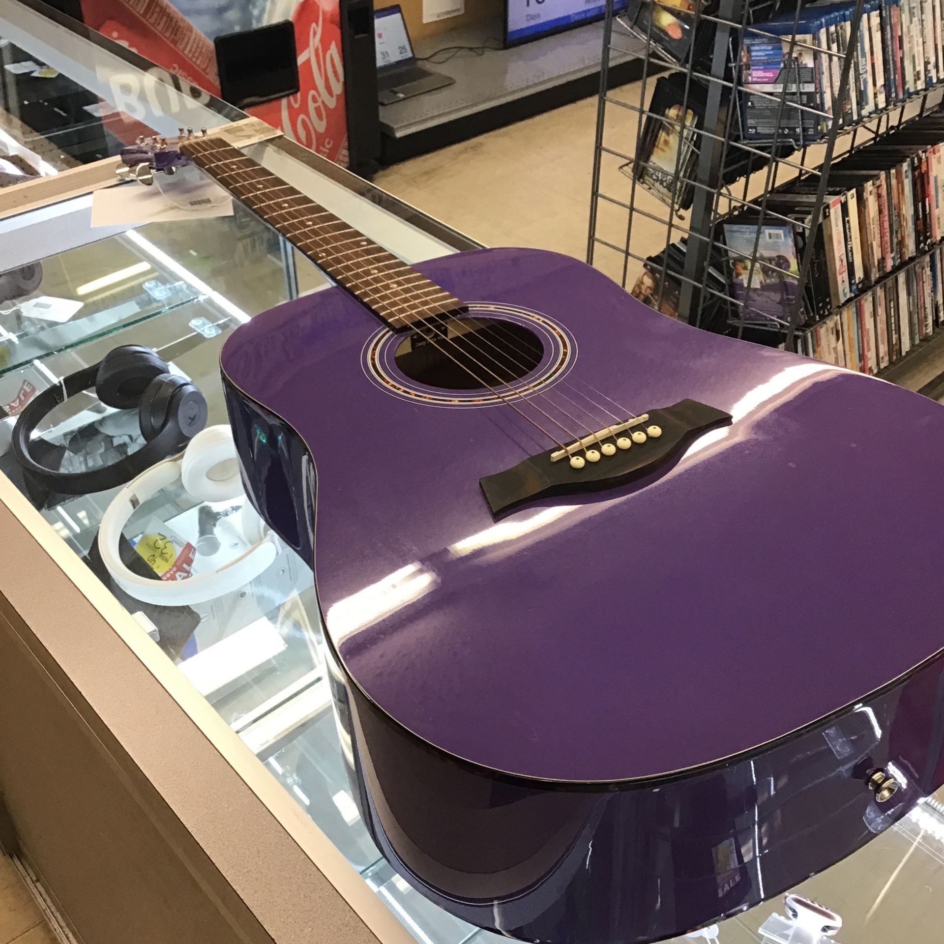 HOLA! Purple Guitar