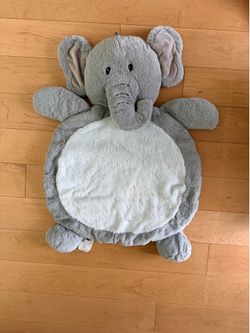 Elephant nursery play mat