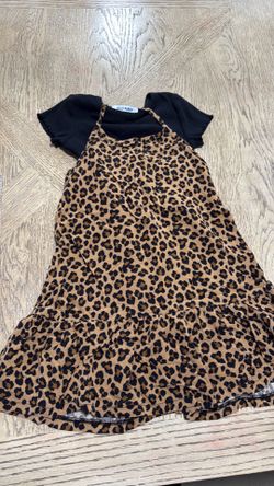 Size 6/7  girls old navy cheetah print dress!